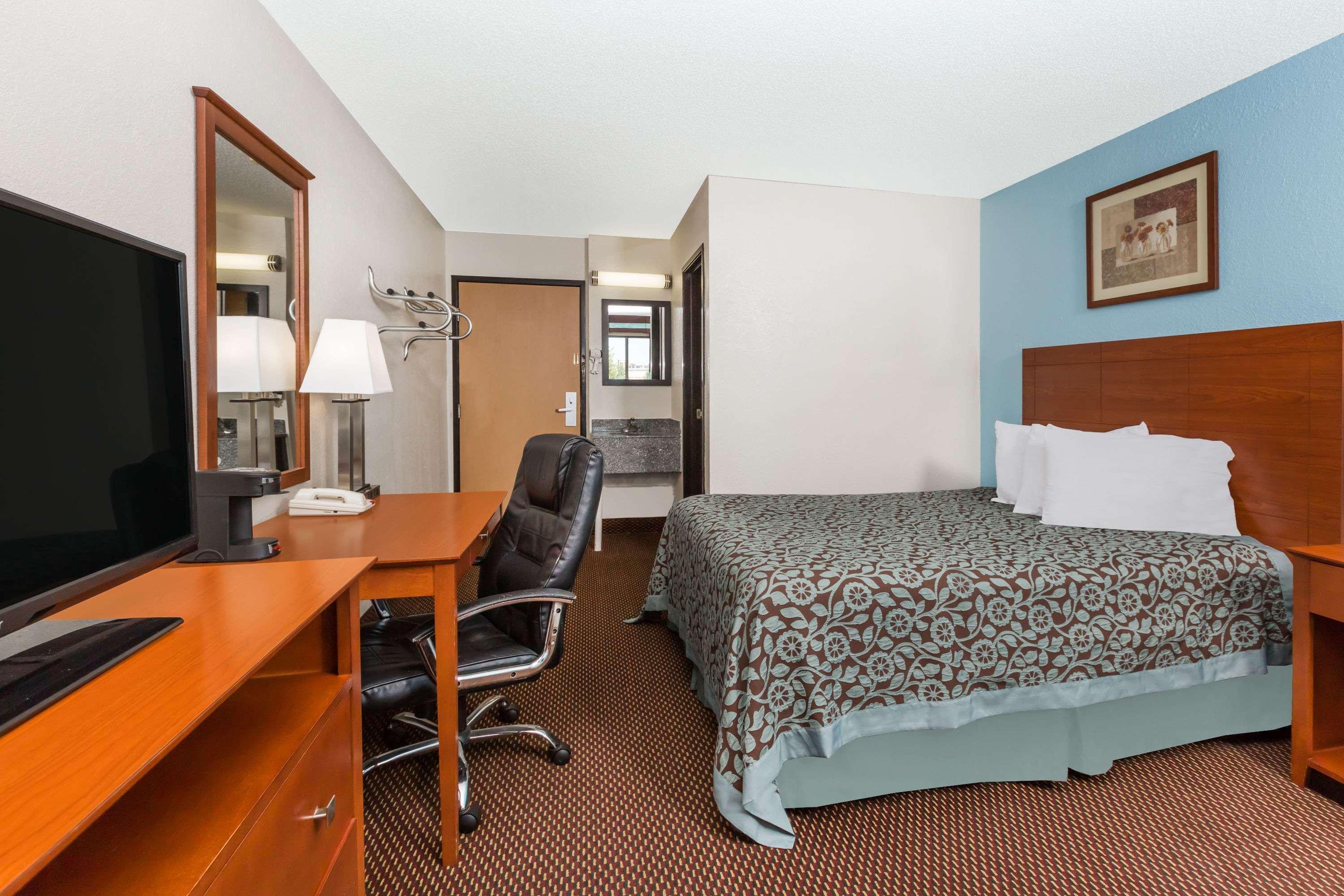 Days Inn By Wyndham Ankeny - Des Moines Eksteriør billede