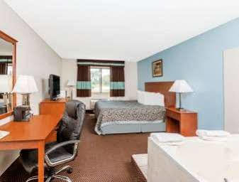 Days Inn By Wyndham Ankeny - Des Moines Eksteriør billede